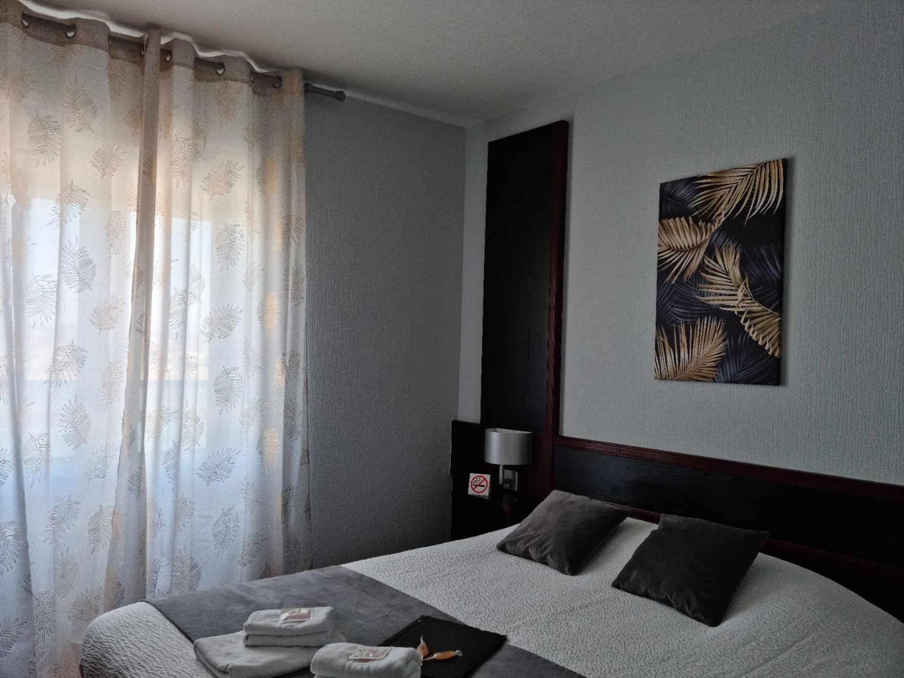 Logis Hotel Schaeffer- Restaurant Le Saint Georges Serrières-en-Chautagne エクステリア 写真