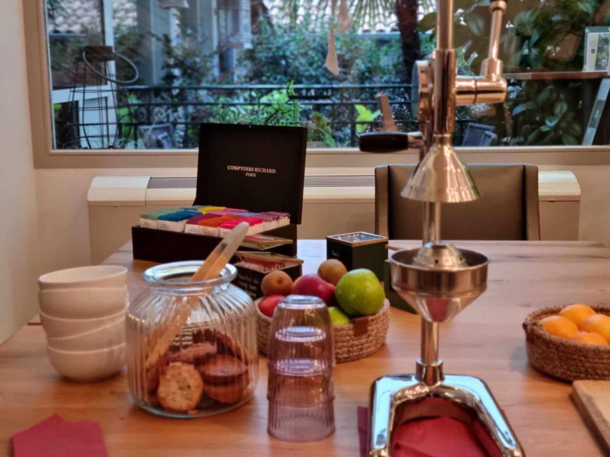 Logis Hotel Schaeffer- Restaurant Le Saint Georges Serrières-en-Chautagne エクステリア 写真