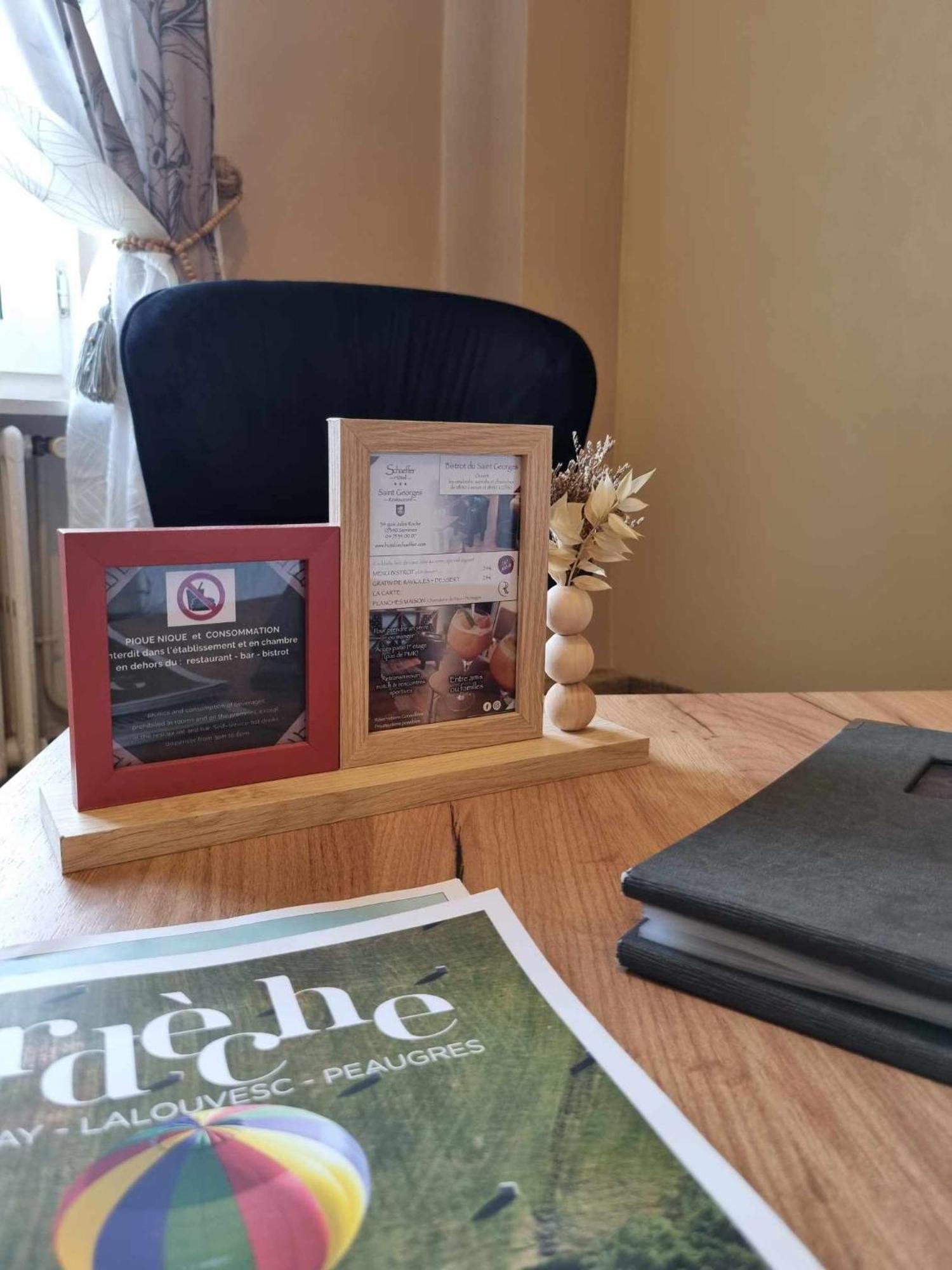 Logis Hotel Schaeffer- Restaurant Le Saint Georges Serrières-en-Chautagne エクステリア 写真