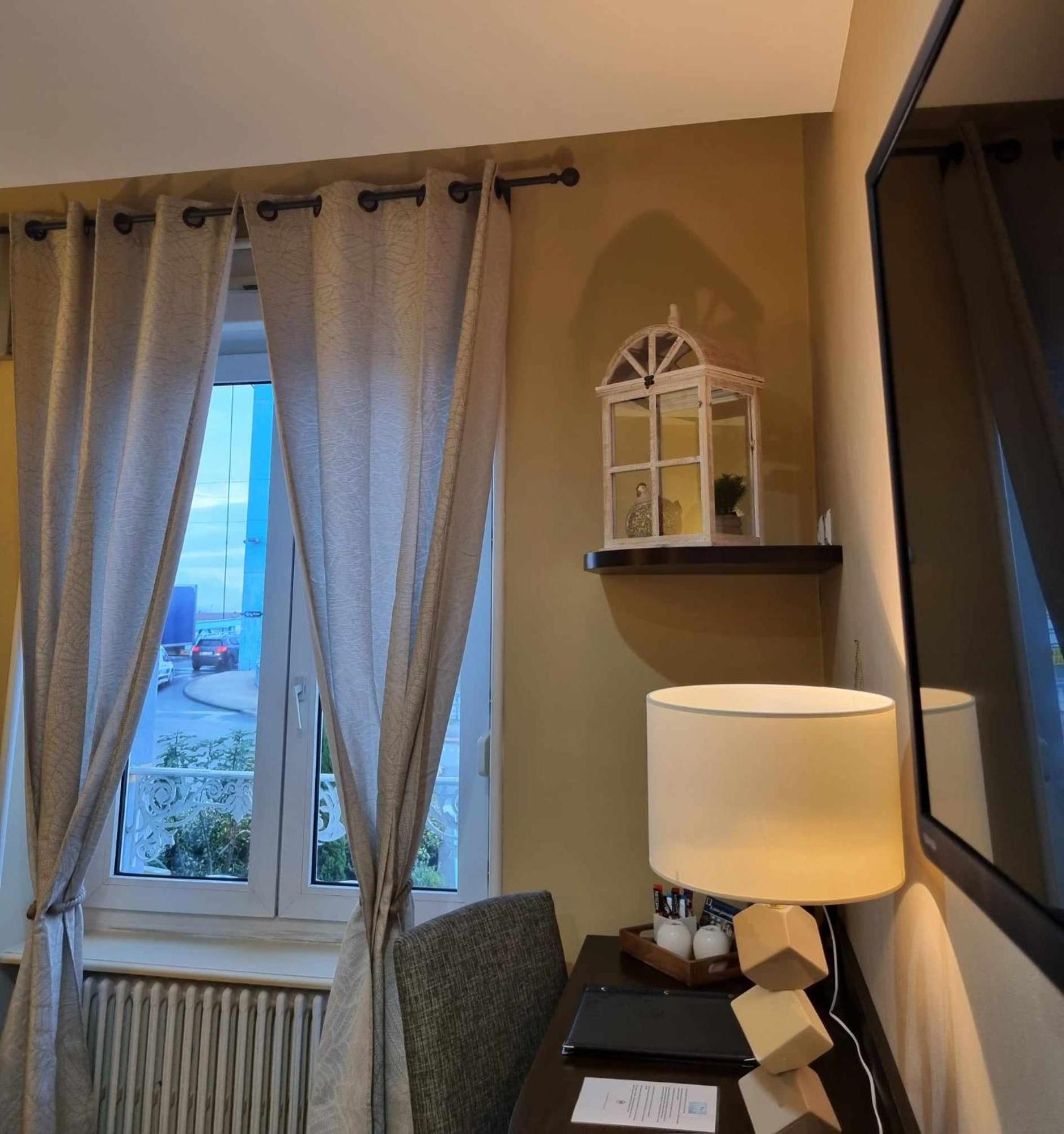 Logis Hotel Schaeffer- Restaurant Le Saint Georges Serrières-en-Chautagne エクステリア 写真
