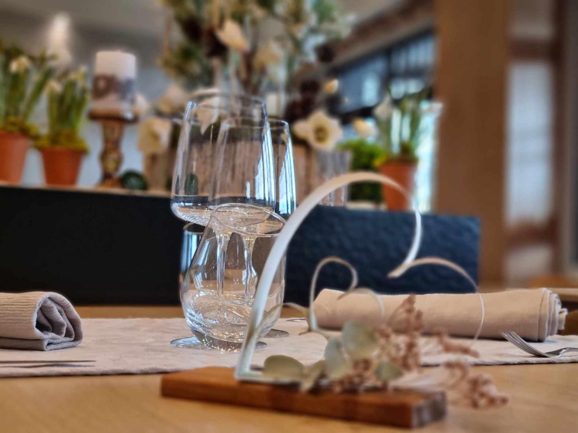 Logis Hotel Schaeffer- Restaurant Le Saint Georges Serrières-en-Chautagne エクステリア 写真